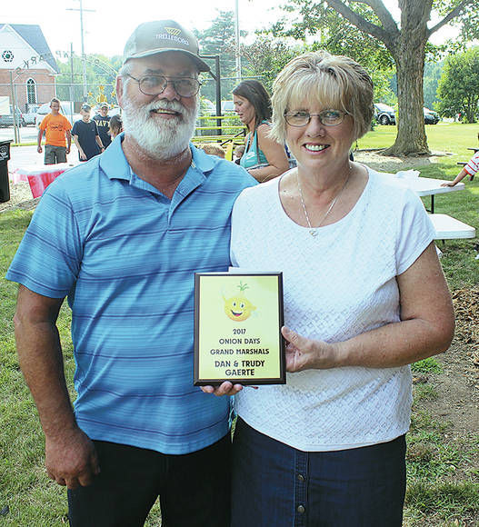 Having an onion party in Wolf Lake News, Sports, Jobs